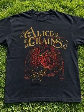 Alice In Chains Heart Anatomy Pattern Black Unisex T-Shirt